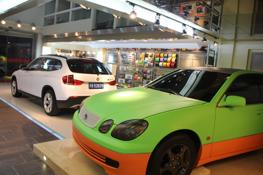 Matt apple green vinyl car wrap