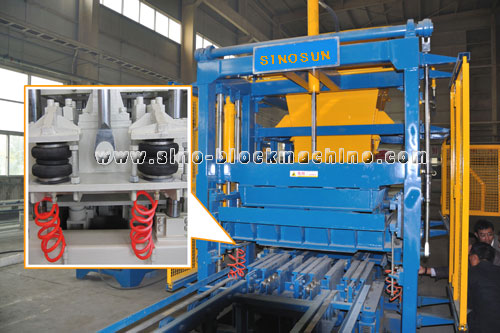 Concrete block making machine-104