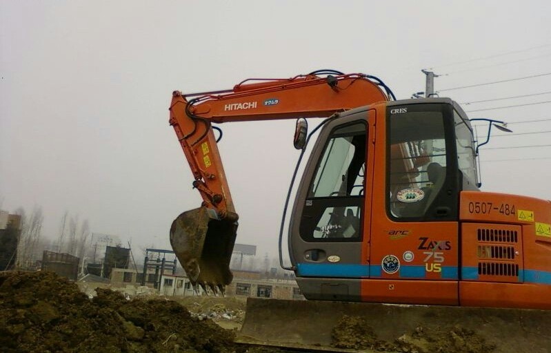 Zaxis 75 hydraulic excavator