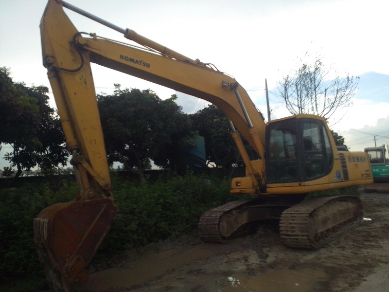 Used Komatsu Excavator PC200