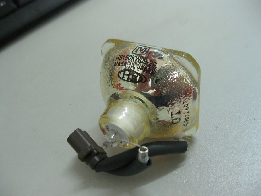 Projector Lamp for Hitachi DT00781