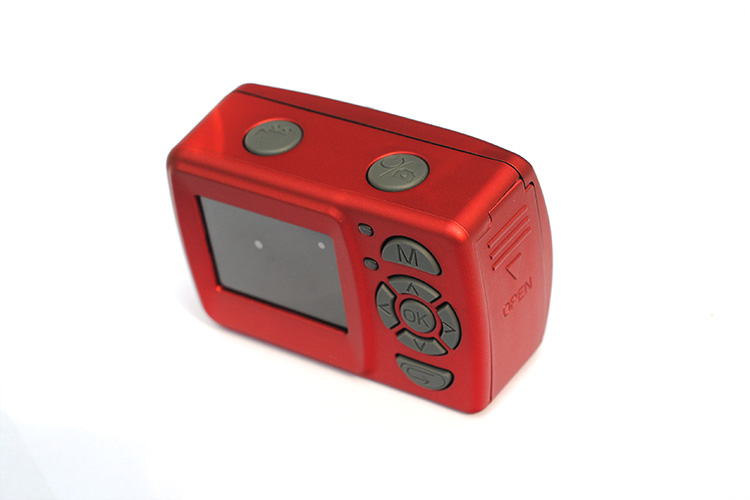 small size, attractive appearance; chat as a network video,  camera, hands-free
