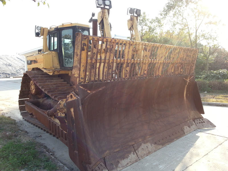 used Caterpillar D8R bulldozer