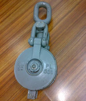 Lashing Snatch Block