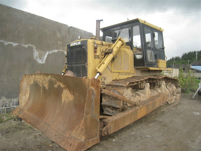 Used bulldozers D7G