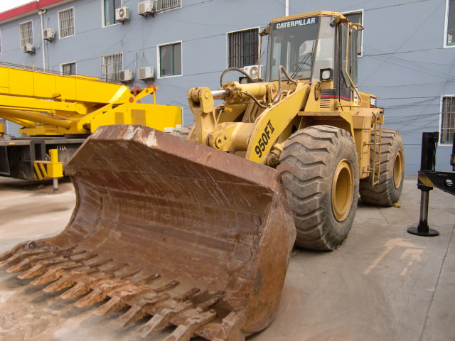 used CAT 950F wheel loader at $24300 on sale