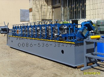 Fully auto adjustable keel steel liner equipment: 