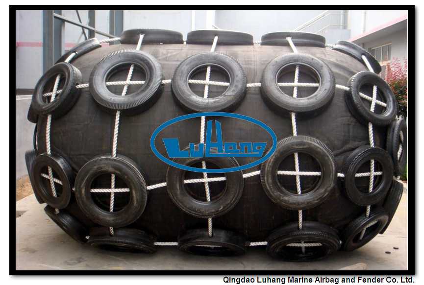Diameter 1350mm x Length 2500mm Pneumatic Fender