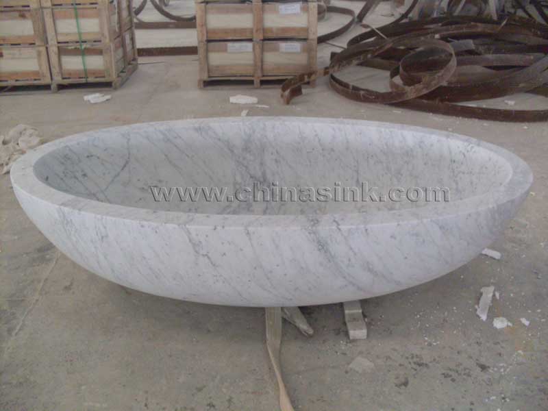 white marble bathtub