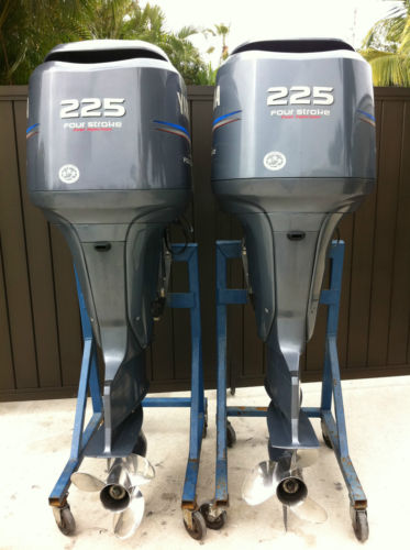 2004 Yamaha 225HP 4 Stroke Twin Pair Outboard Motors