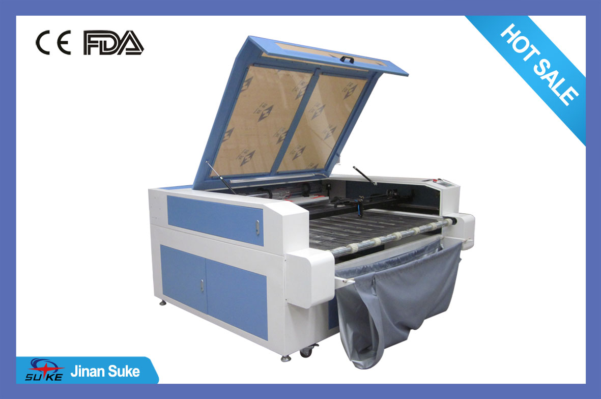 auto feed fabric cutting machine