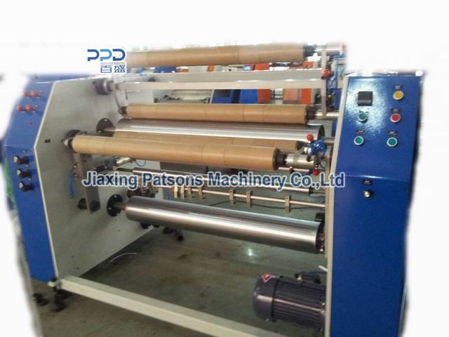 Automatic prestretch slitter rewinder