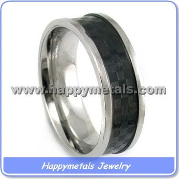 Stainless steel ring with carbon fiber