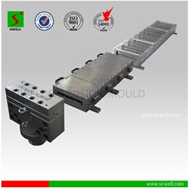 Plastic Extrusion Mould