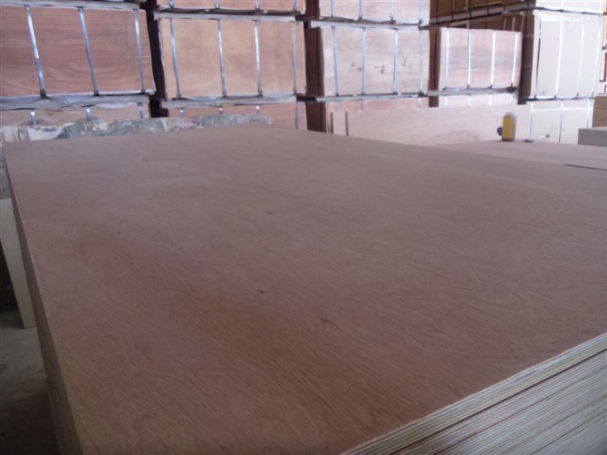 18mm yellow Good Quality Blockboard for Furniture 1220mmX2440mm E2 Melaka  