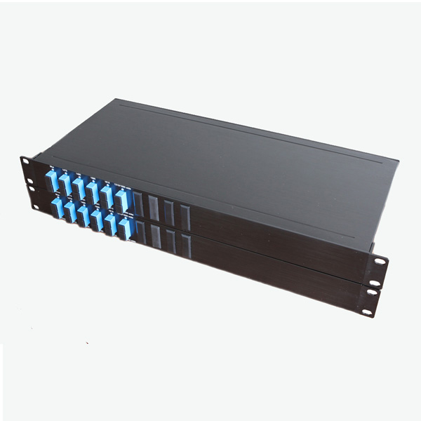 CWDM Mux/Demux in 19& quot; Rack Mount