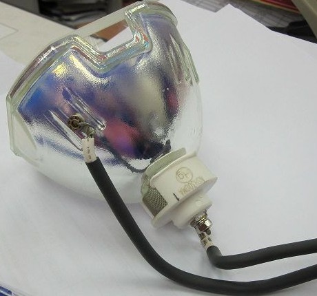 Panasonic ET-LAD7700W projector lamp