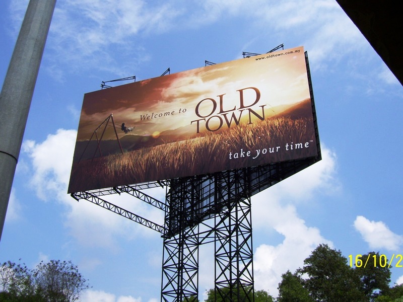 Freestanding tower with billboard