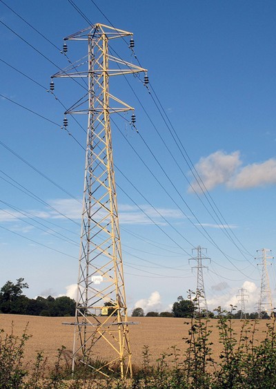 33KV STEEL PYLONS