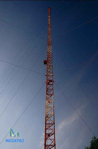 TV-Radio guyed tower and mast