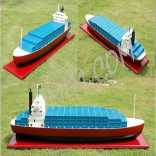 Container ship