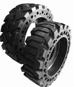 1996 NISSAN CWA46 Heavy Duty Truck Tire