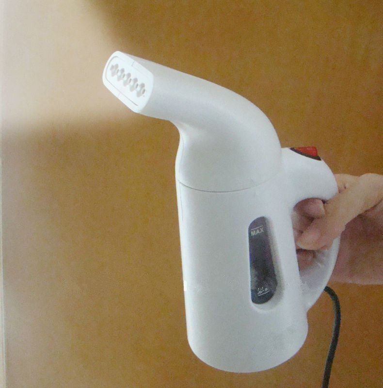 2014 New Handheld Travel Mini Garment Steamer Manufacturer FCL-H05 with CE/RoHS/ETL