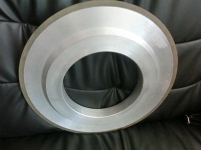 Resin bond diamond grinding wheel