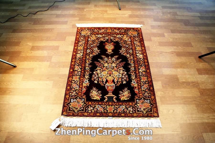 260L silk carpet hand-made carpet custom Iranian silk carpet manufacturer  