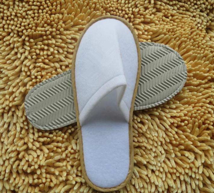 brushed slippers(lyn@hebeichenxiao.com)