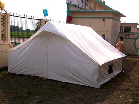 RELIEF TENT MODEL RT4005