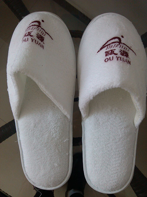hotel coral fleece slippers(lyn@hebeichenxiao.com)