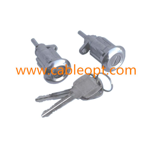 Door Lock W/KEY for Mazda B1600 P/NO.0603-74-910/920