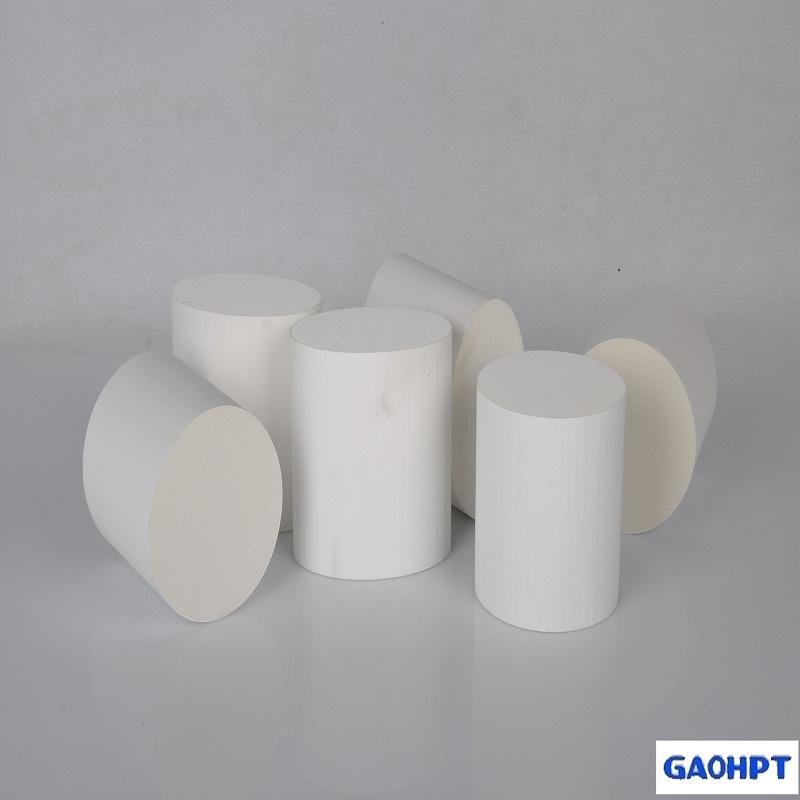 exhaust honeycomb ceramic substrate catalyst for car