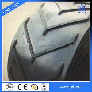 Chevron Cleated Conveyor Belts for Sandpit,Grain,Fertilizers,Wood Chip and Quarry