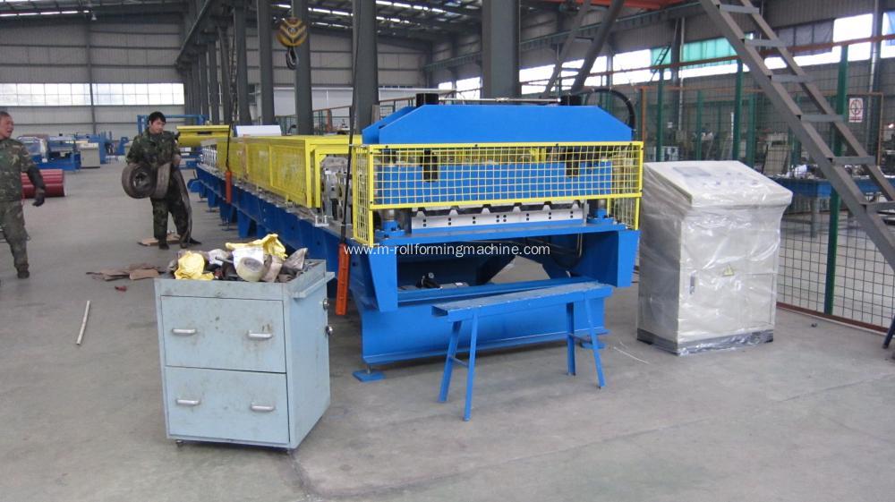 Metal Roofing Roll Forming Machine