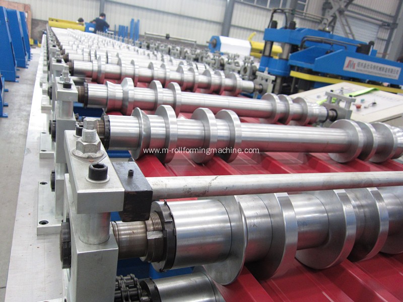 Roof Sheet Roll Forming Machine