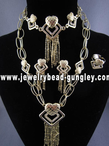 jewelry set in latest design