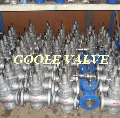 Pilot piston type steam pressure reducing valve