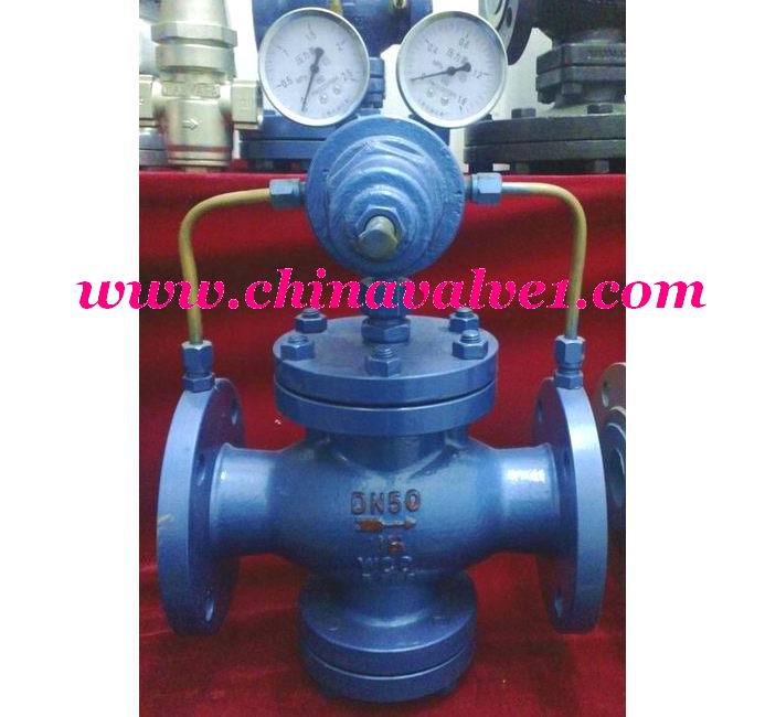 Pilot piston type gas pressure reducing valve