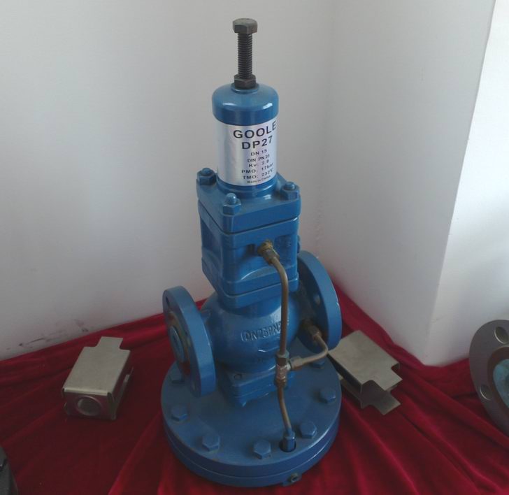 Pilot operated pressure reducing valve