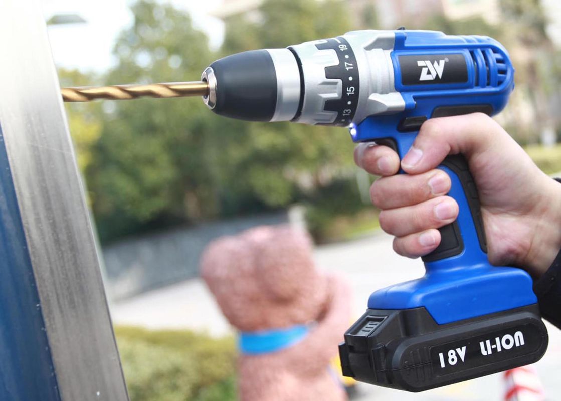 18V 1.5Ah Li-ion Wireless Power Tool Cordless Electric Drill with Rechargeable Battery / LED Light