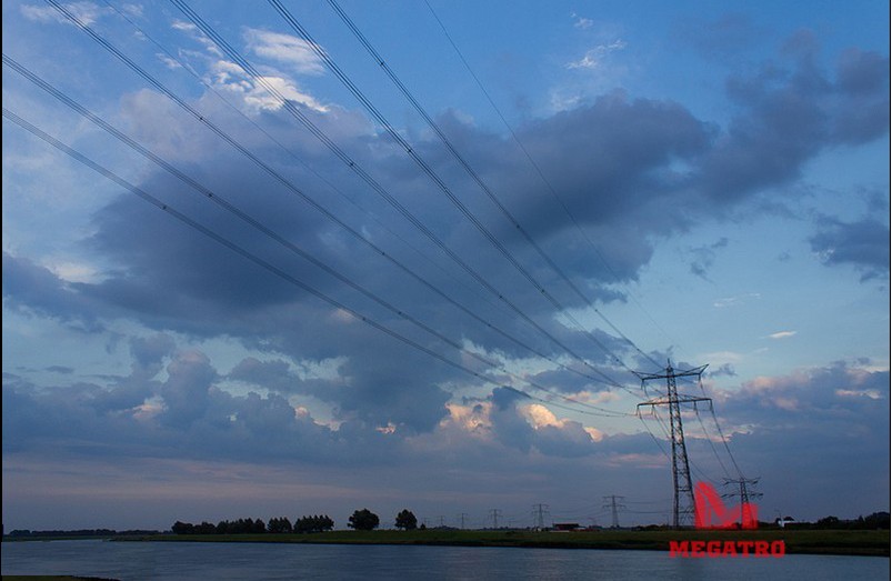 500KV double circuit river crossing tower