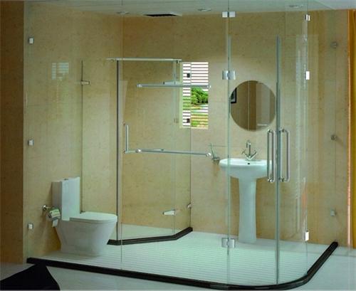 Fog-proof shower glass