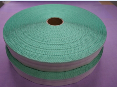 Good quality raw material Nonwoven fabric with wavy edge of Velcro tape for baby and adult diaper