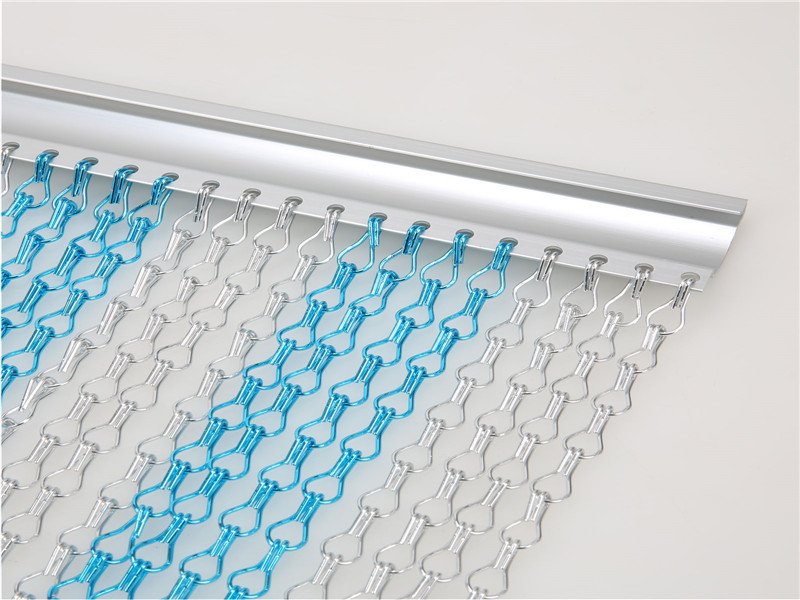 Professional Manufacturer of Aluminum Chain Curtain / Door Curtain