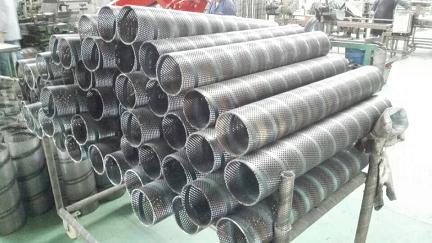 spiral welded 304 perforated filter elements 316 stainless steel air center core filter frames 304 metal pipes 
