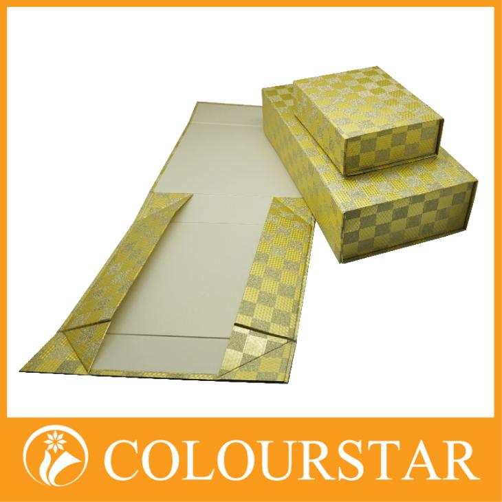 folding a paper box Folding Paper Box