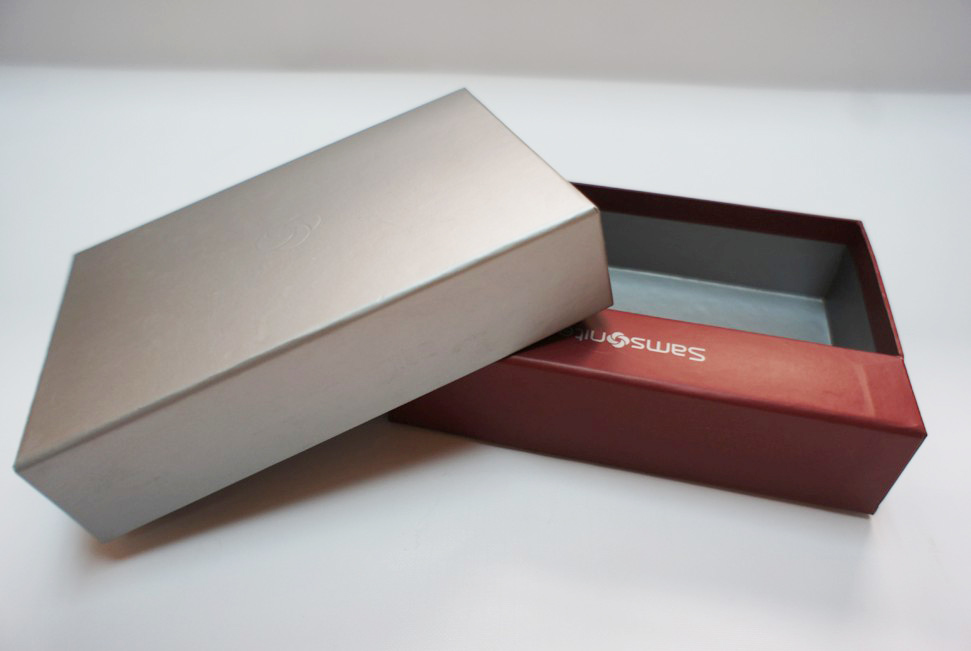 Top & Bottom Rigid Gift Box - Silver Printing Color