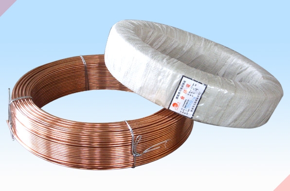 Hardfacing welding wire